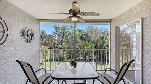 4655 TOWER HILL LANE 2422, Sarasota, FL 34238