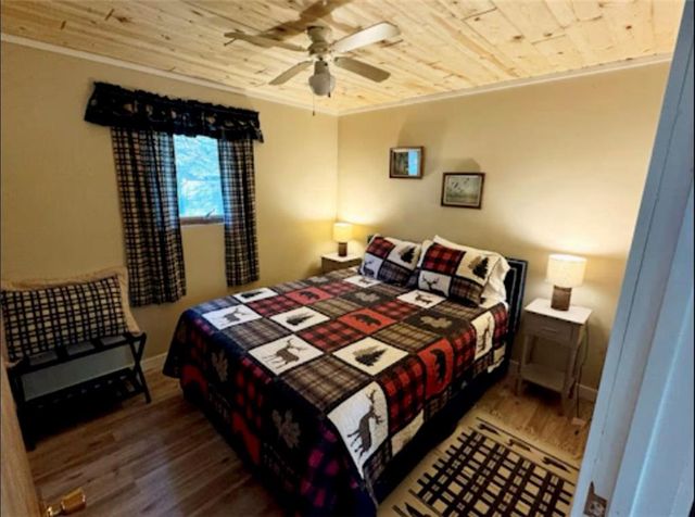 4980 E Tri Lakes Road, Superior, WI 54880