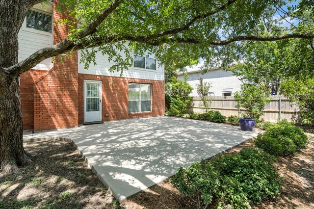 2024 Buffalo Bend Drive, Lewisville, TX 75067