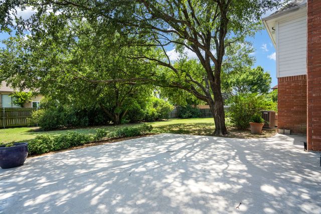 2024 Buffalo Bend Drive, Lewisville, TX 75067