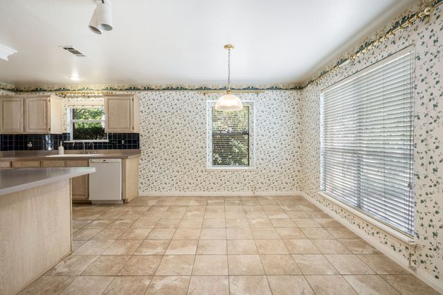 2024 Buffalo Bend Drive, Lewisville, TX 75067