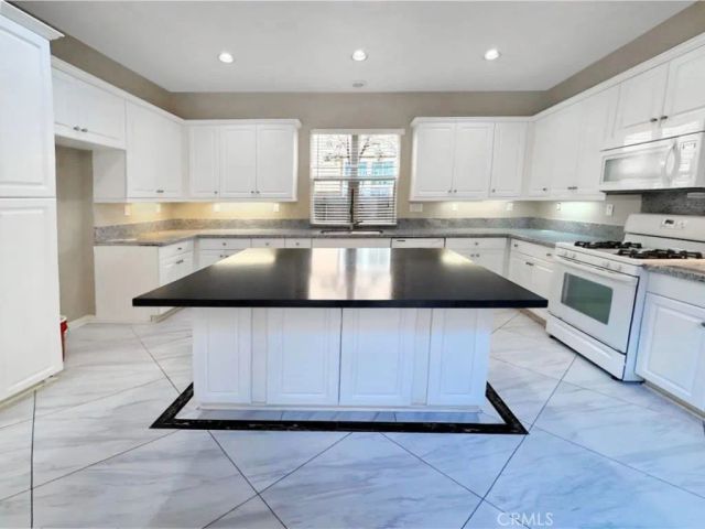 2365 W Canopy, Anaheim, CA 92801