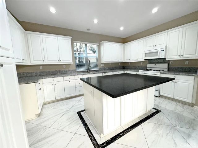 2365 W Canopy, Anaheim, CA 92801