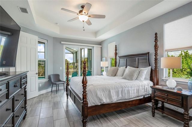 2714 NE 20th CT, Cape Coral, FL 33909