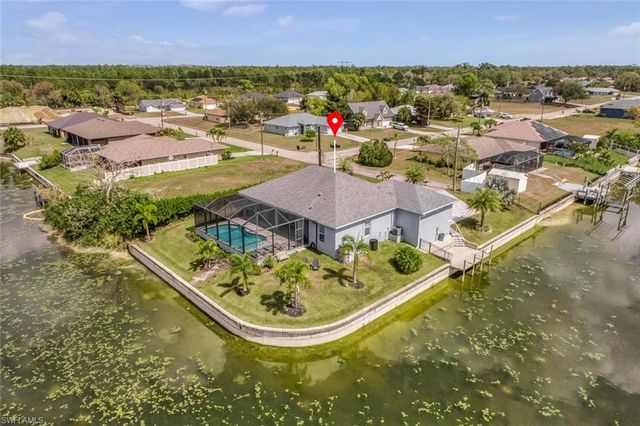 2714 NE 20th CT, Cape Coral, FL 33909