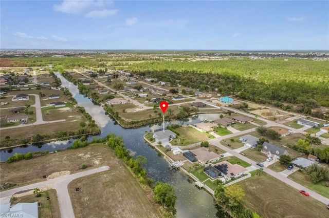 2714 NE 20th CT, Cape Coral, FL 33909