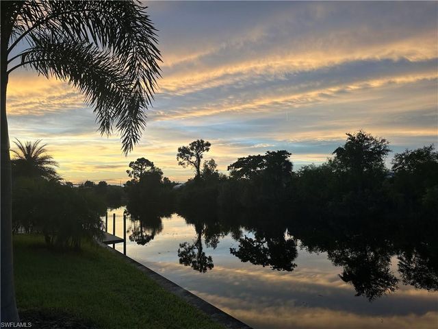 2714 NE 20th CT, Cape Coral, FL 33909