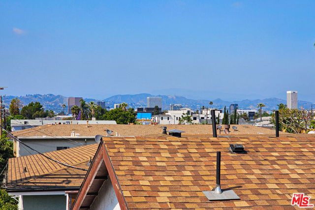 2057 S Garth Avenue, Los Angeles, CA 90034