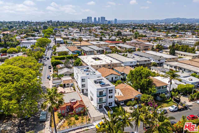 2057 S Garth Avenue, Los Angeles, CA 90034
