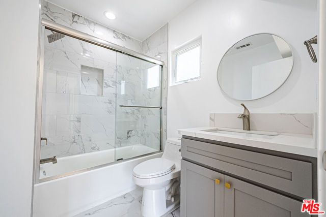 2057 S Garth Avenue, Los Angeles, CA 90034