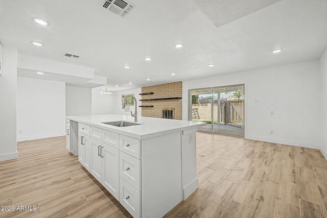 6738 W GEORGIA Avenue, Glendale, AZ 85303