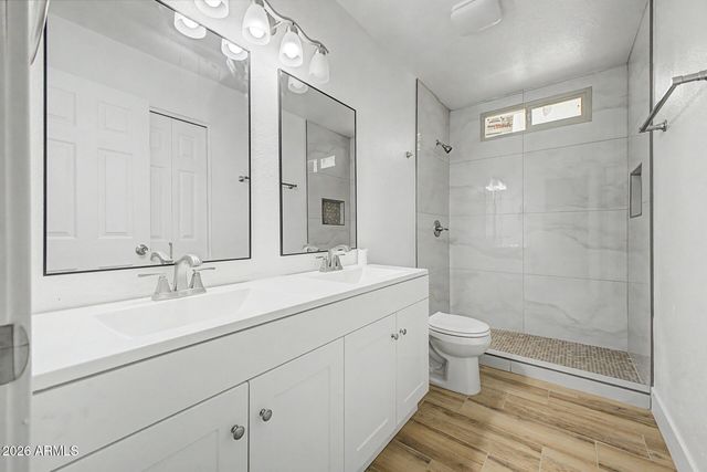 6738 W GEORGIA Avenue, Glendale, AZ 85303