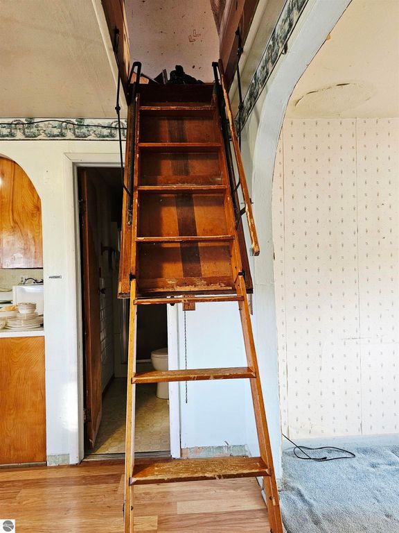 Image 21 of property listing at 6776 N Pingree Road, Elwell, MI 48832