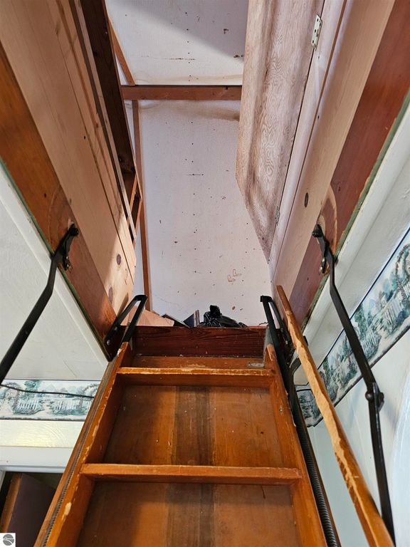 Image 22 of property listing at 6776 N Pingree Road, Elwell, MI 48832