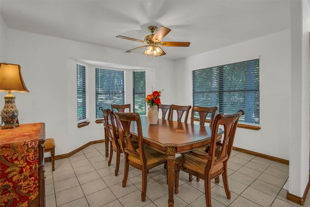 566 Stagecoach Trail, Denison, TX 75021