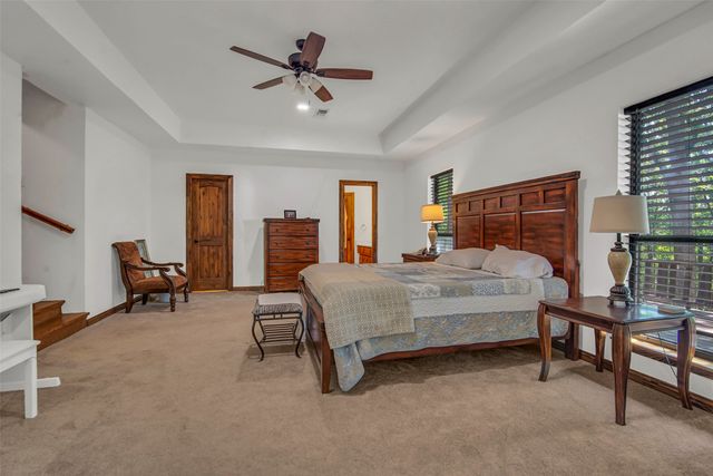 566 Stagecoach Trail, Denison, TX 75021