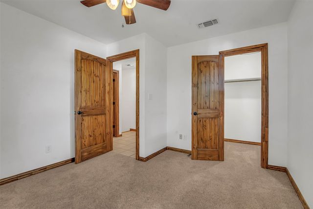 566 Stagecoach Trail, Denison, TX 75021