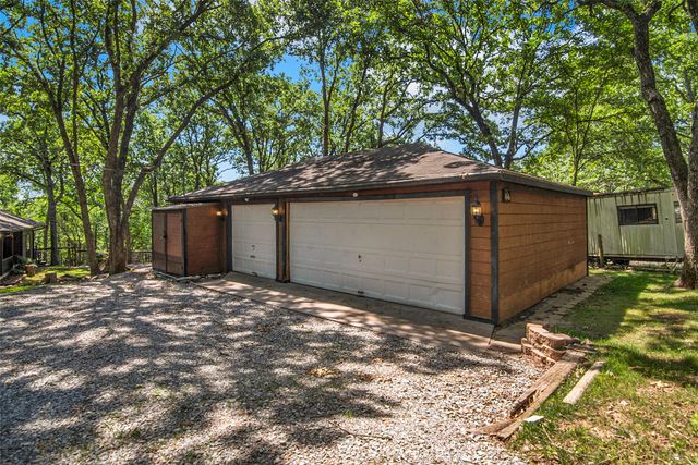 566 Stagecoach Trail, Denison, TX 75021