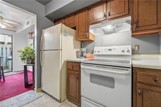 1501 Malibu PL, Newport News, VA 23608