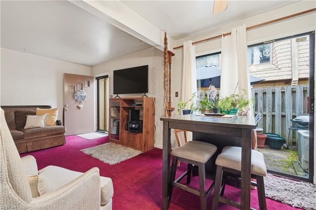 1501 Malibu PL, Newport News, VA 23608