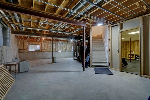 77 BRIDLEPATH Drive, Lindenhurst, IL 60046