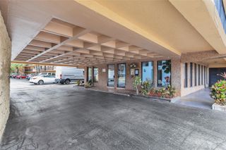 9370 SW 8th St 222, Boca Raton, FL 33428