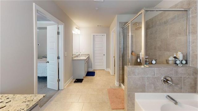 339 Cherryhill Lane R, Woodstock, GA 30188