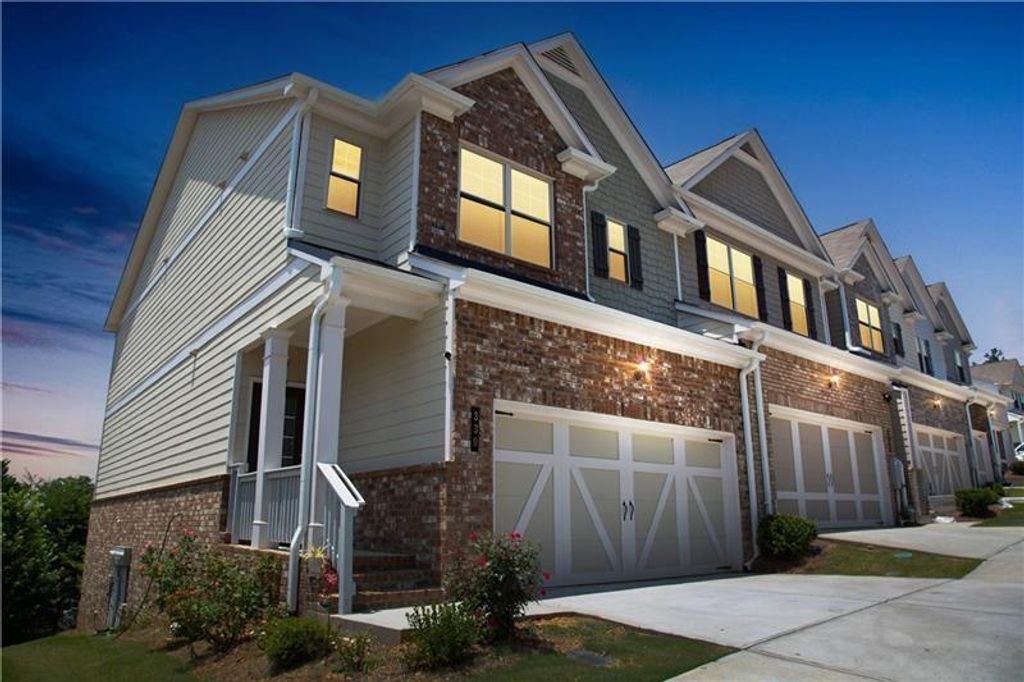 339 Cherryhill Lane R, Woodstock, GA 30188