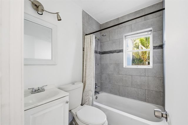 1435 SW 5th Court, Fort Lauderdale, FL 33312