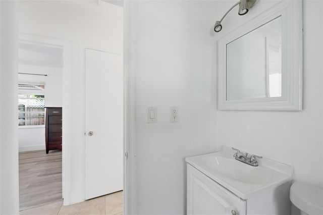 1435 SW 5th Court, Fort Lauderdale, FL 33312