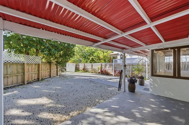 1435 SW 5th Court, Fort Lauderdale, FL 33312