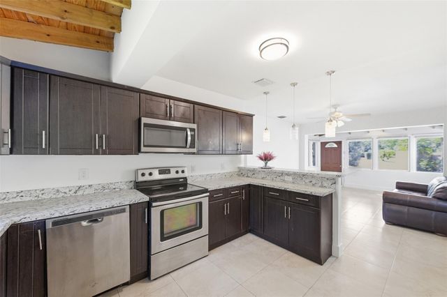 1435 SW 5th Court, Fort Lauderdale, FL 33312