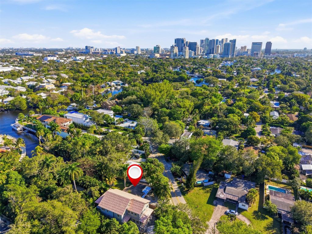 1435 SW 5th Court, Fort Lauderdale, FL 33312