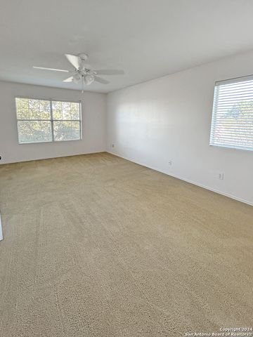 117 HANGING MOSS, Cibolo, TX 78108