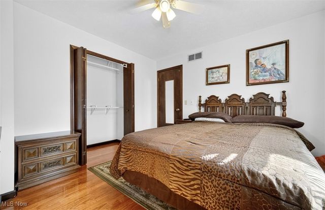 33771 Canterbury Road, Solon, OH 44139