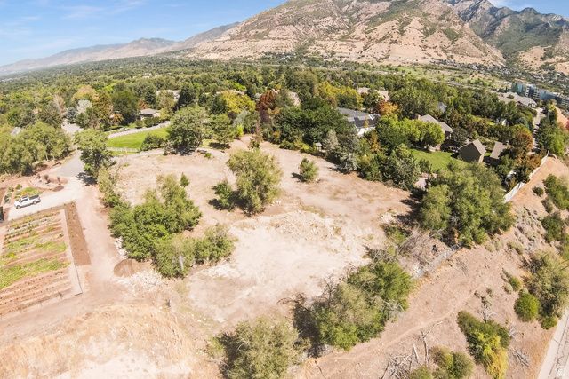 6369 S COBBLEROCK LN, Holladay, UT 84121