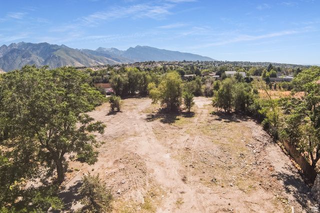 6369 S COBBLEROCK LN, Holladay, UT 84121