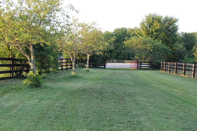 4 Springhouse Drive, Nicholasville, KY 40356