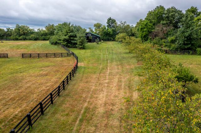 4 Springhouse Drive, Nicholasville, KY 40356