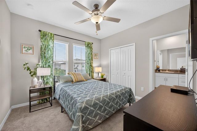 31885 BLUE PASSING LOOP, Wesley Chapel, FL 33545