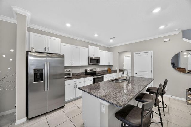 31885 BLUE PASSING LOOP, Wesley Chapel, FL 33545