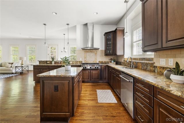1300 Baltrey Ln, Midlothian, VA 23112