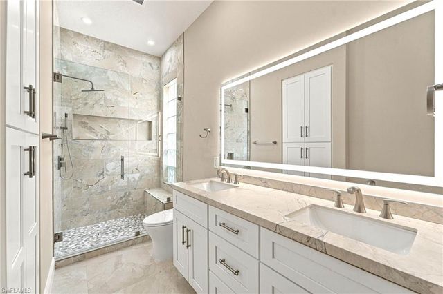 8543 Alessandria CT, Naples, FL 34114