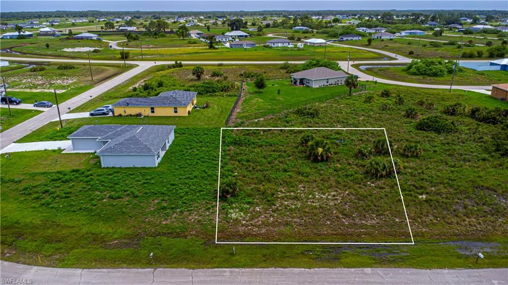 9032 Maywood CIR, LABELLE, FL 33935 — exterior