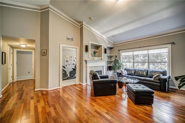 3275 Lenox Road NE, Atlanta, GA 30324