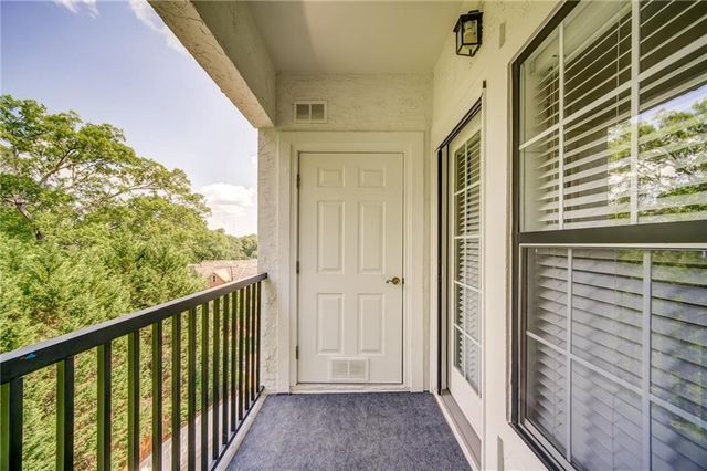 3275 Lenox Road NE, Atlanta, GA 30324