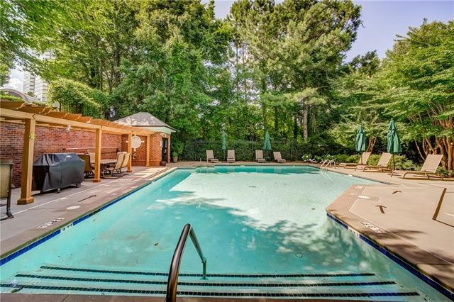 3275 Lenox Road NE, Atlanta, GA 30324