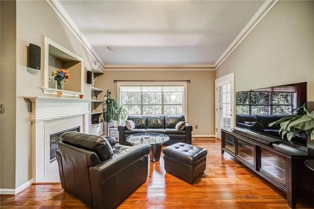 3275 Lenox Road NE, Atlanta, GA 30324