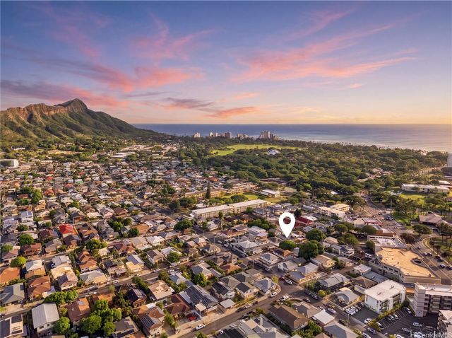 3359C Kanaina Avenue, Honolulu, HI 96815
