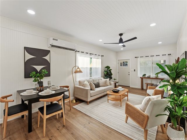 3359C Kanaina Avenue, Honolulu, HI 96815